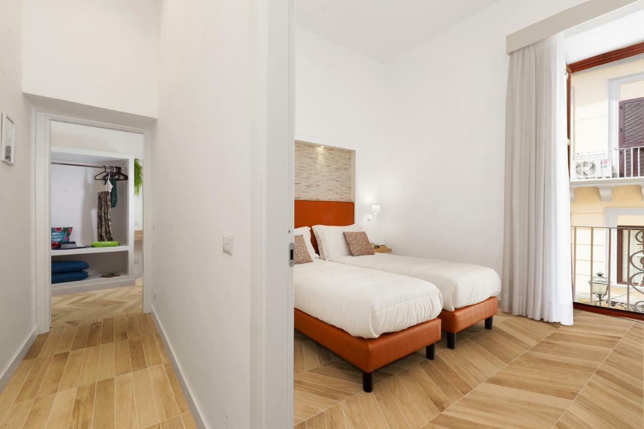 Amore Rentals - Casa 80 Sorrento Luaran gambar