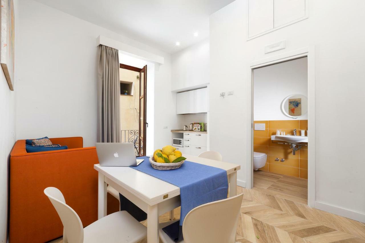 Amore Rentals - Casa 80 Sorrento Luaran gambar